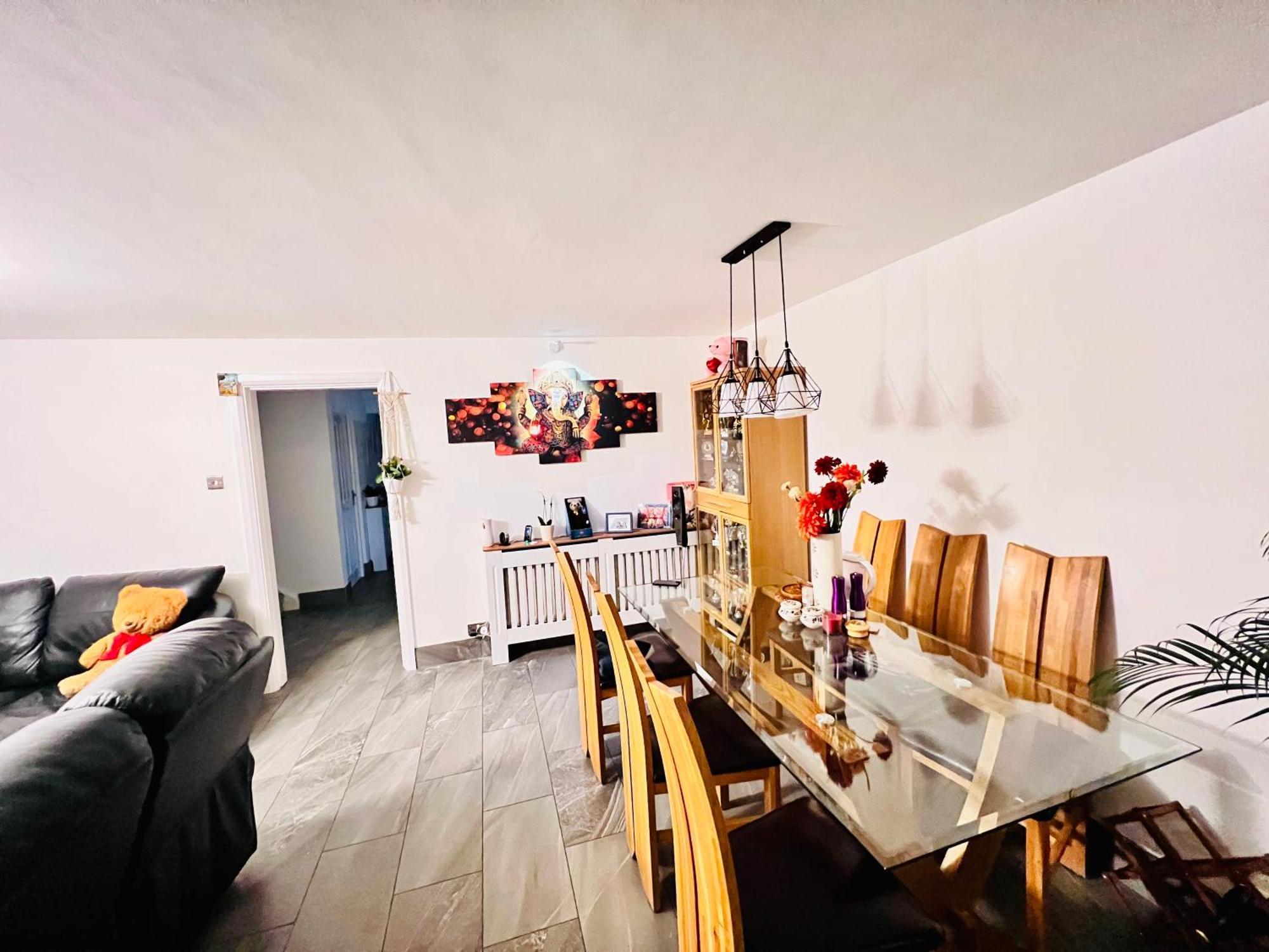 Luxury Near Train Station And Centre Bed & Breakfast